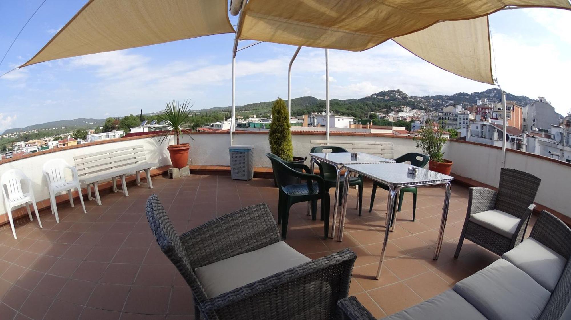 Hostal Julieta Lloret de Mar Exterior photo