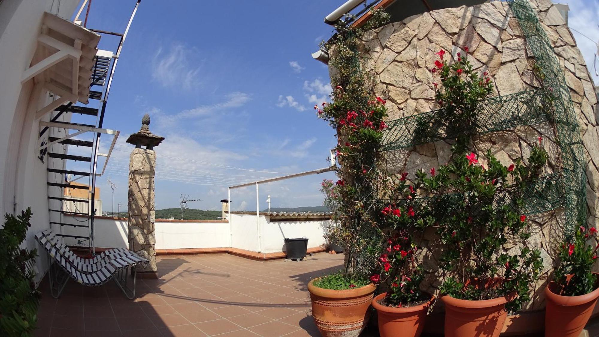 Hostal Julieta Lloret de Mar Exterior photo