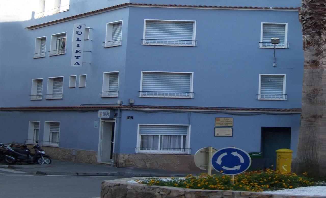 Hostal Julieta Lloret de Mar Exterior photo
